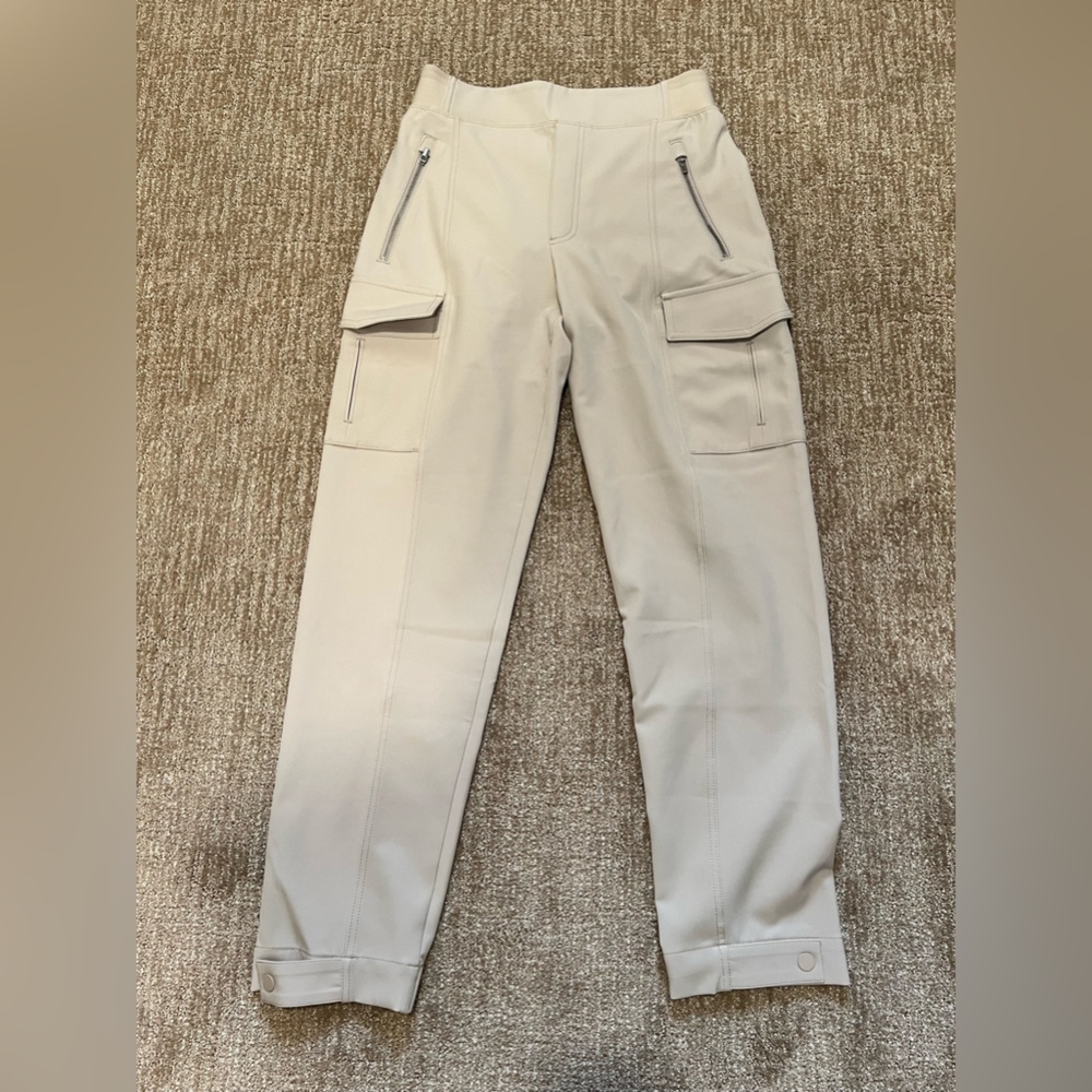 NWOT Athleta Endless High Rise Cargo Pant SZ 2